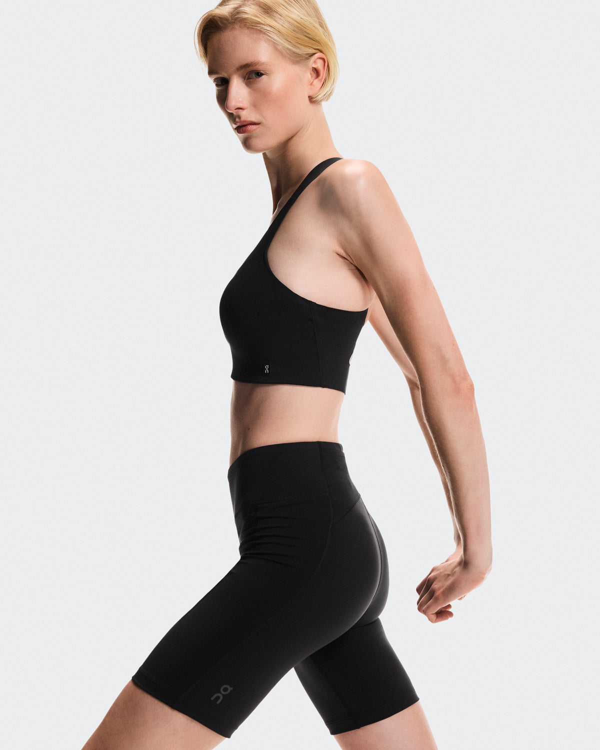 8" Performance Tights