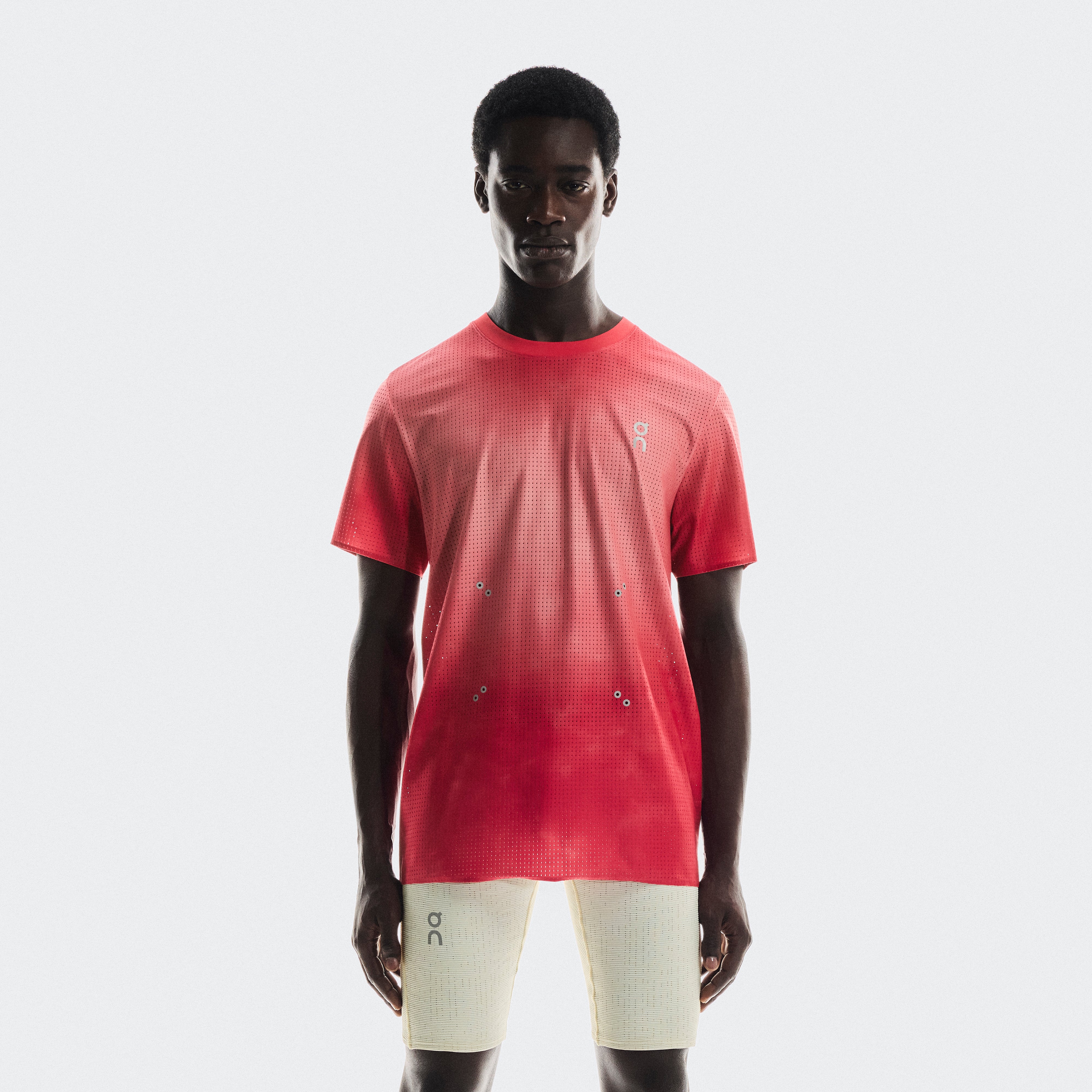 Shop Pace Mesh-T | On UAE