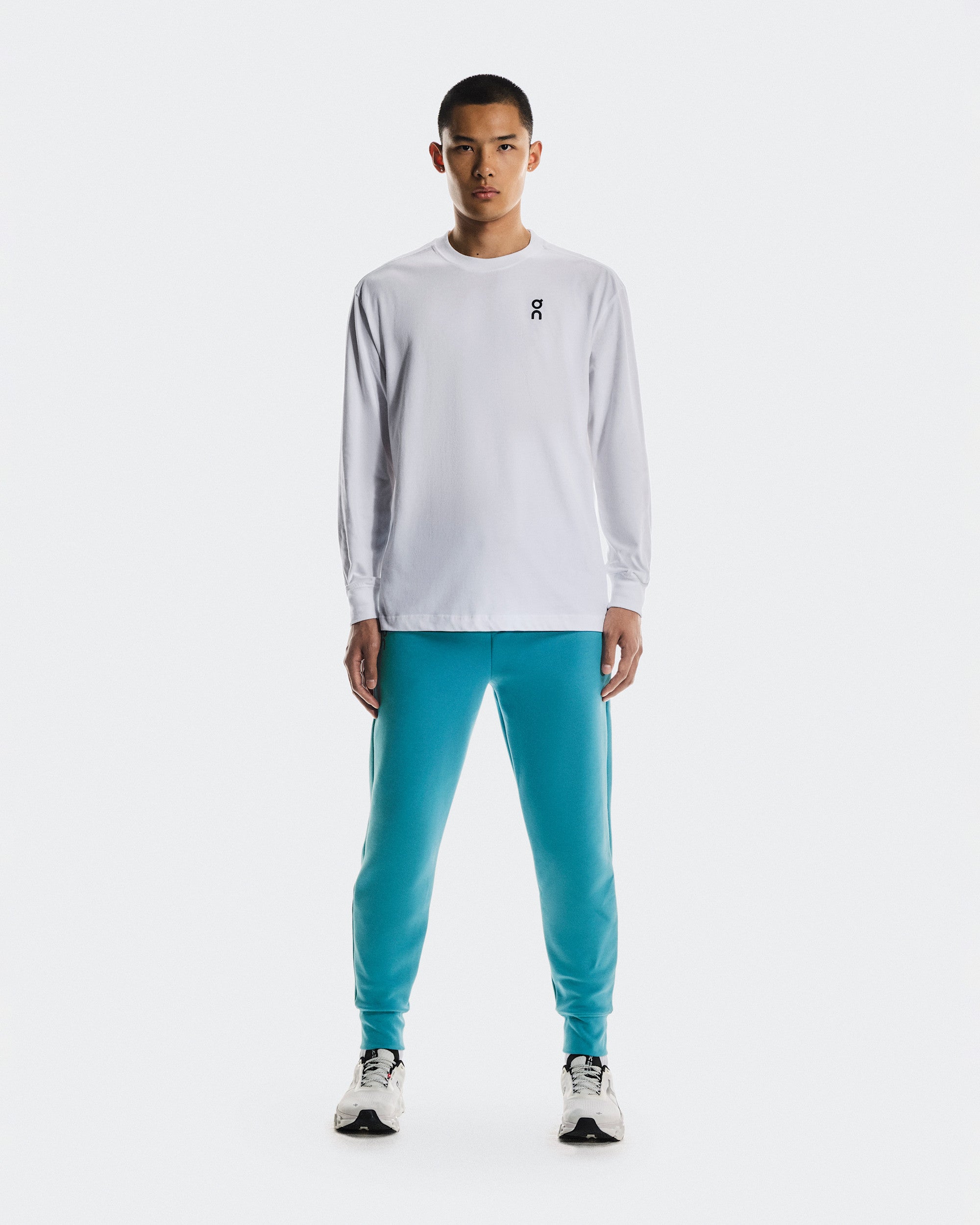 ウォーキング・ランニングウェア On Focus tech sweatpants Women's Focus Tech Sweatpants | Blue | On United States