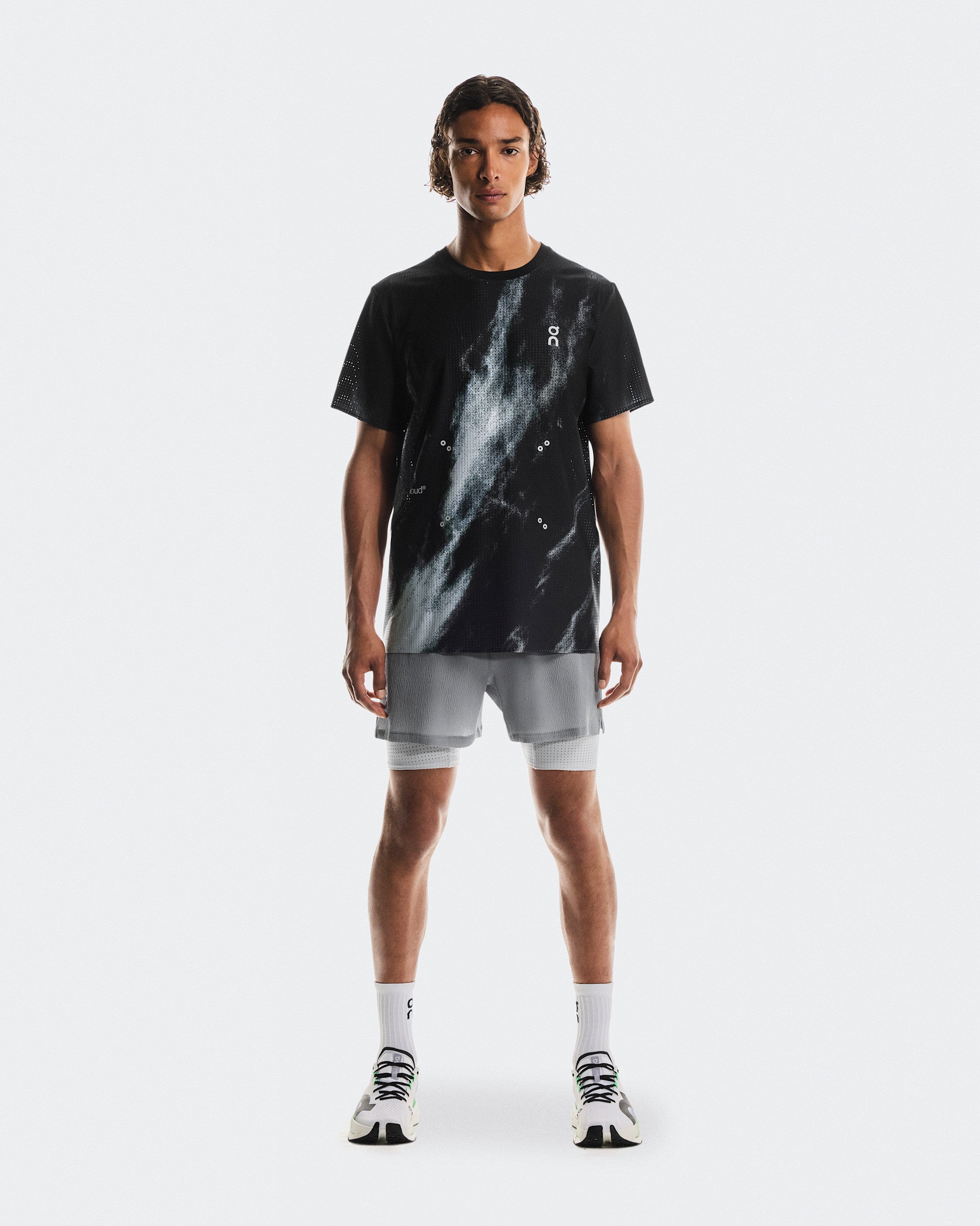 Shop Pace Mesh-T | On UAE