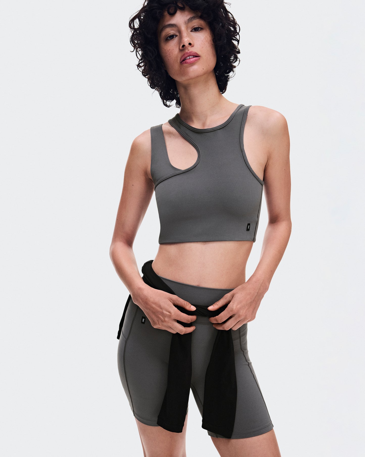 Studio Asymmetric Crop