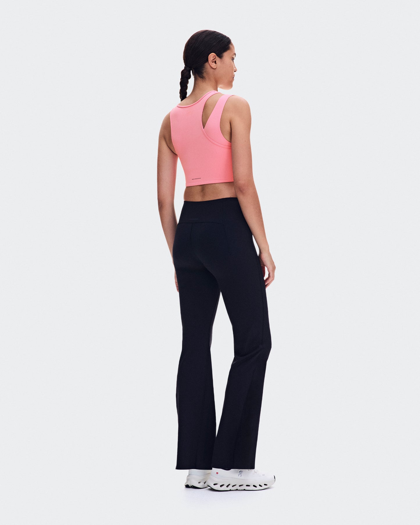 Studio Asymmetric Crop