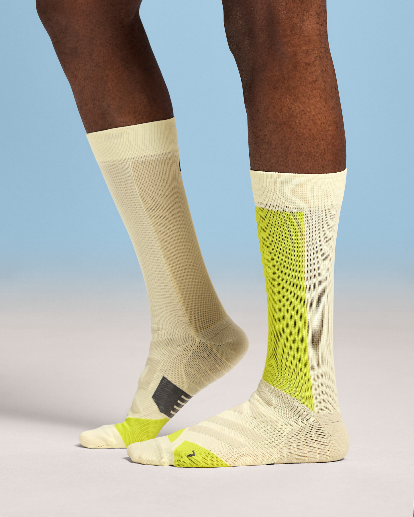 Performance High Sock