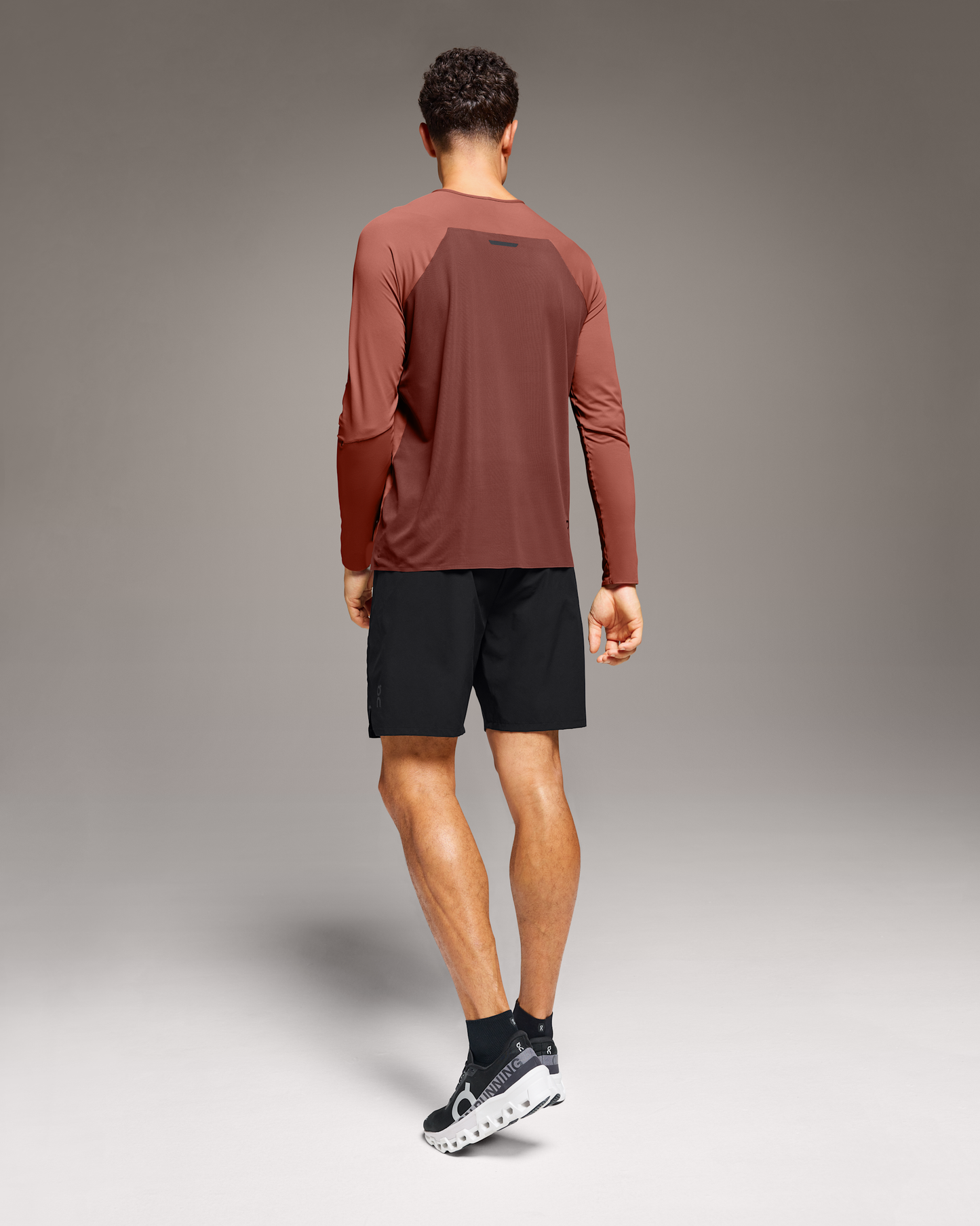 Performance Hybrid Short